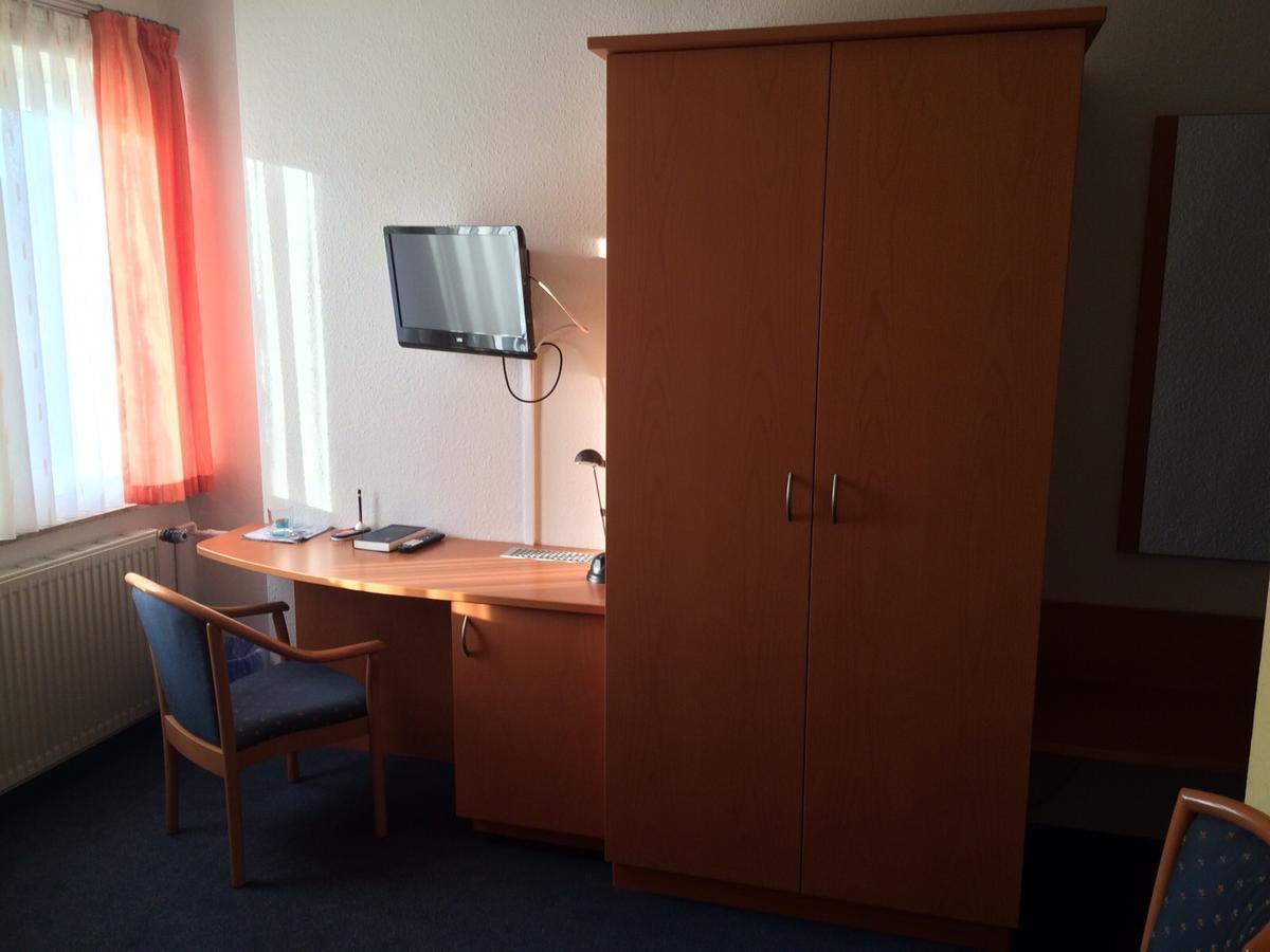 Hotel Am Salzberg Philippsthal Room photo